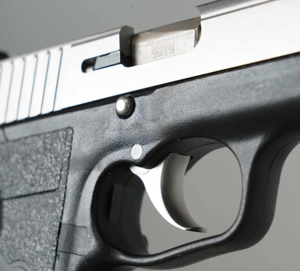 Kahr Arms PM9 9mm with Factory box and 3 mags *USED*-img-15