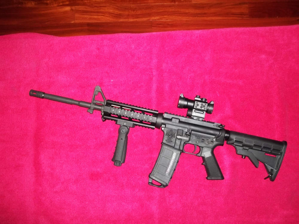 Tactical Weapons Solutions AR-15 5.56 Rifle W/ATI Laser & Red Dot Reflex  -img-1