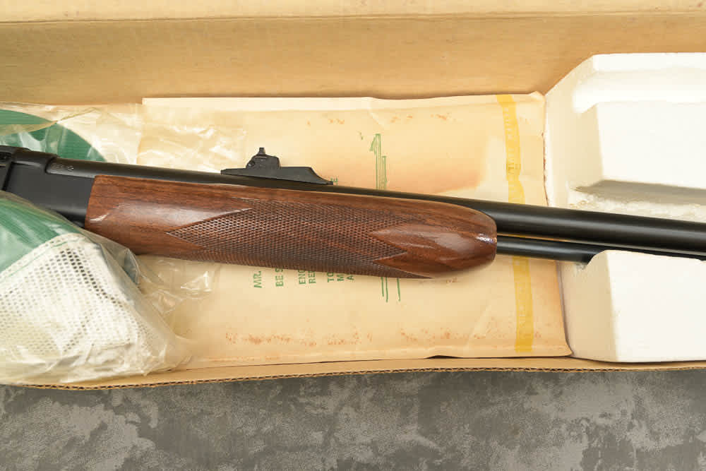 1994 Remington 572 BDL Deluxe * NIB * RARE PROMO GUN * COLLECTOR GRADE-img-7