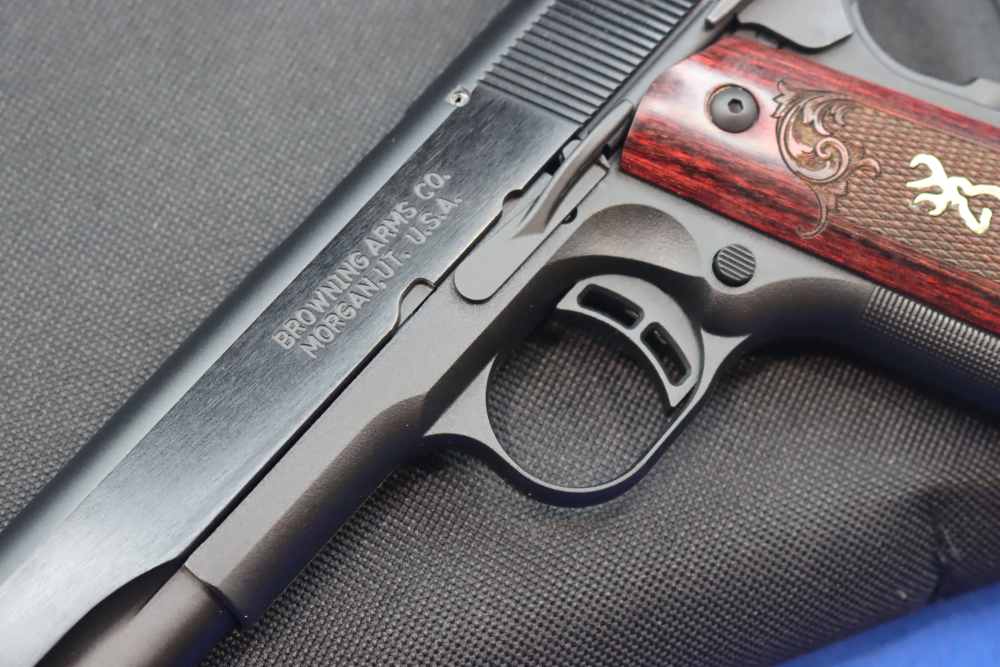 Browning Model 1911-22 Black Label MEDALLION Pistol 4.25" Deluxe Wood 22LR -img-3