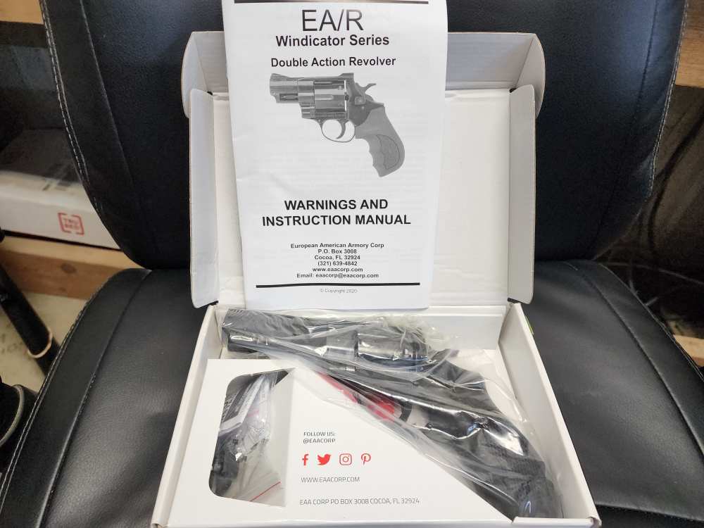 PICS! NEW EAA WINDICATOR REVOLVER .38 SPECIAL 4" BLUED 770123 4 GERMAN SPL-img-2