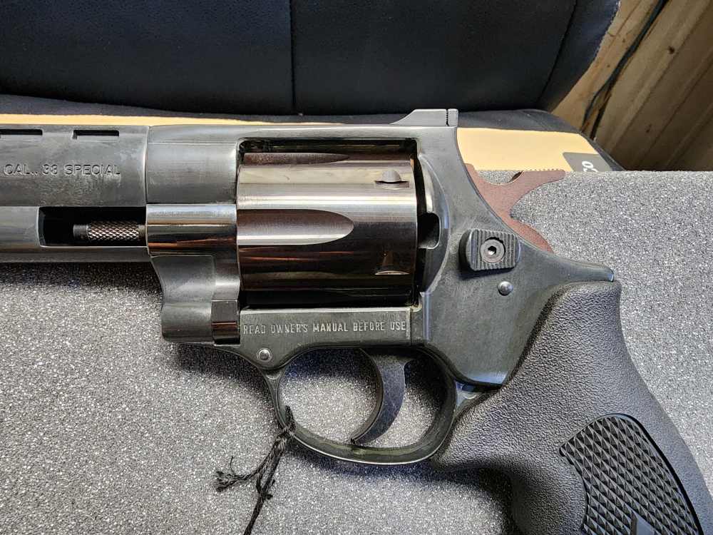 PICS! NEW EAA WINDICATOR REVOLVER .38 SPECIAL 4" BLUED 770123 4 GERMAN SPL-img-9