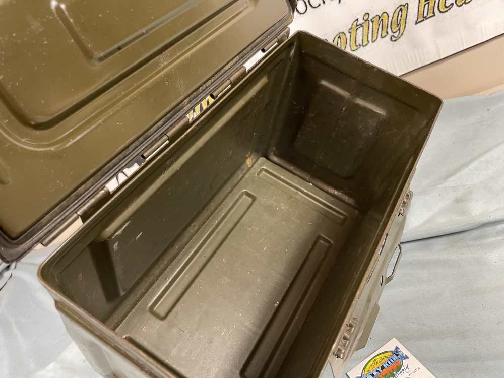 US Military WWII / WW2 Belmont Ammo Can 50-Cal -img-6