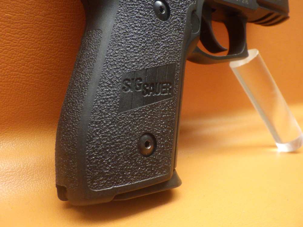 Sig Sauer P229 .40 (2) Mags Double/Single, Decocker. Factory Box.-img-2