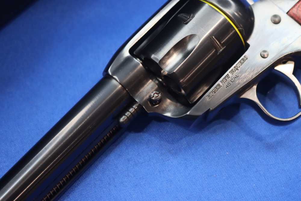 Ruger New Model Vaquero Revolver 45 COLT 5.5" Blued 5101 Single Action 45LC-img-3