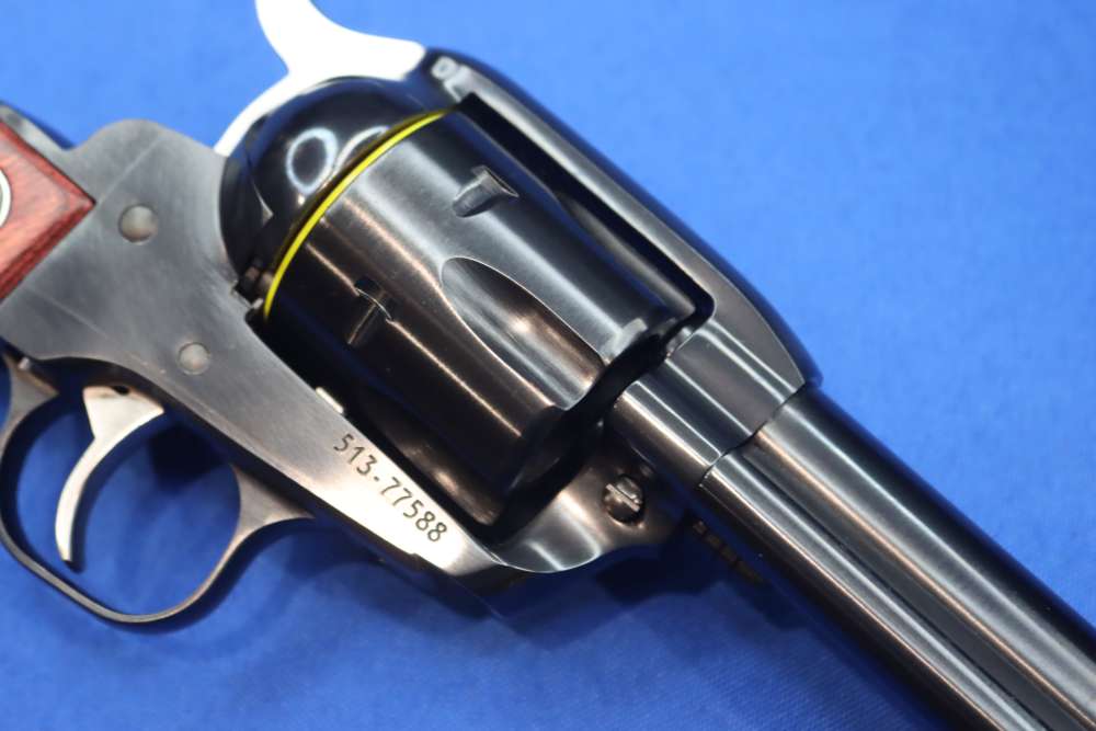Ruger New Model Vaquero Revolver 45 COLT 5.5" Blued 5101 Single Action 45LC-img-10