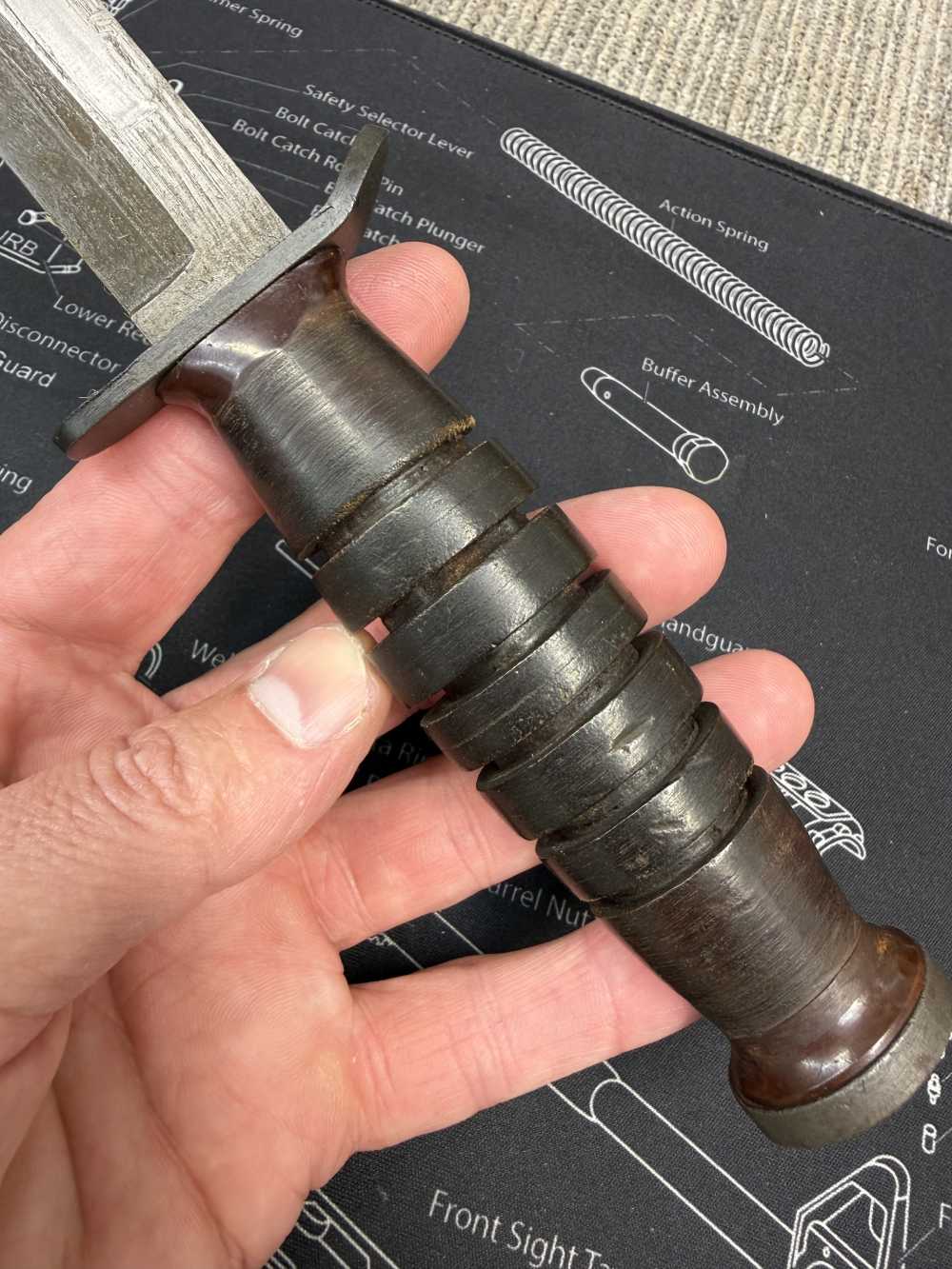Hard To Find Variation Unissued WWII M3 Fighting Knife Defaced Post WW2 -img-24