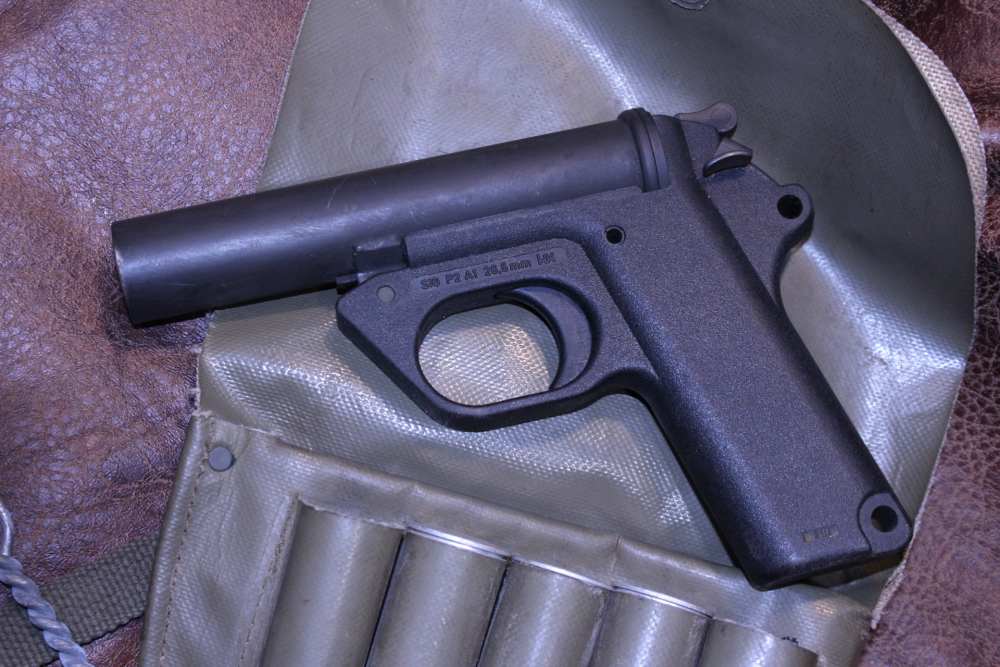 Genuine HK P2A1 26.5mm Flare Gun Kit Converters 22LR 45Colt/410 German-img-11