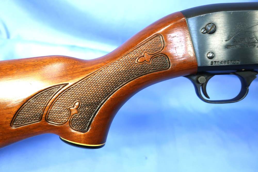 Ithaca 37 Featherlight 12ga Pump Shotgun 30" VR Full ca. 1975 C&R Nice!-img-19