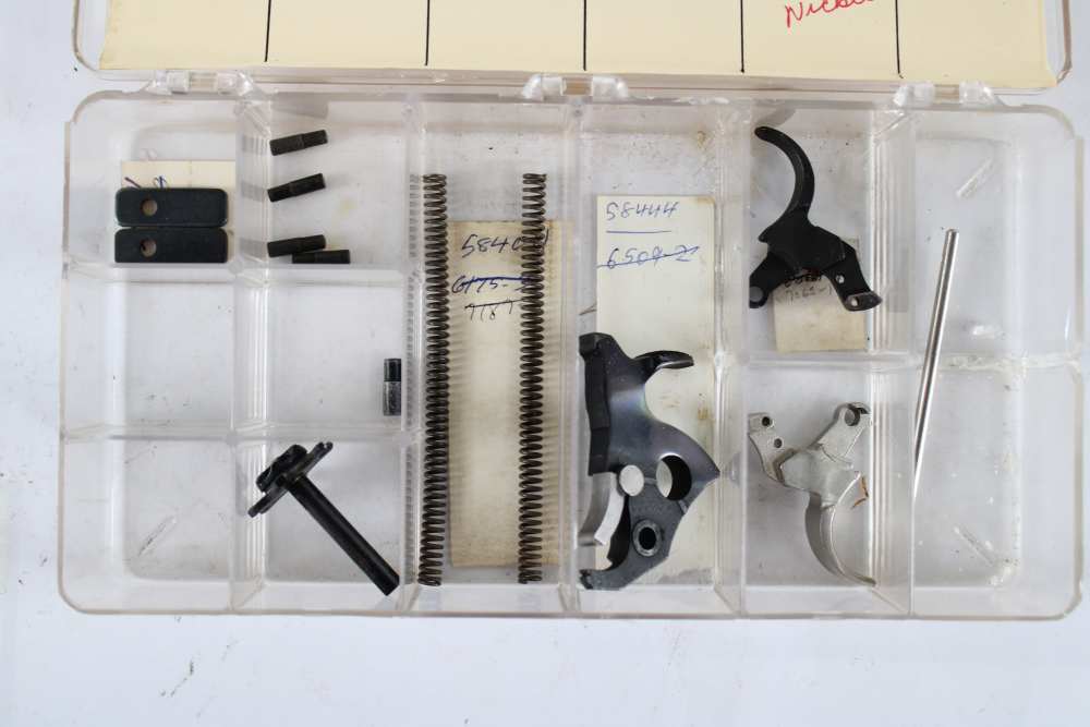 COLT TROOPER MARK V FACTORY REVOLVER PARTS LOT – HAMMER, TRIGGERS, SPRINGS -img-0