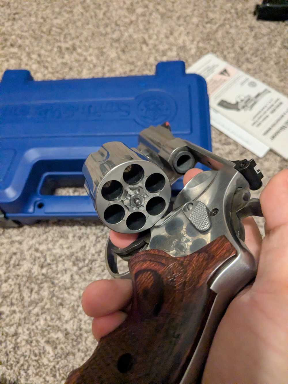 Smith and Wesson 629-6 44 magnum 2.75 inch snub 6 shot in box-img-5