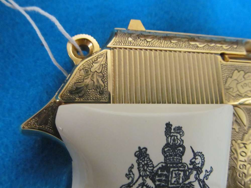 Ltd Edition #270/500 German Walther PPK .380 Hand Engraved and 24K gold pl-img-8