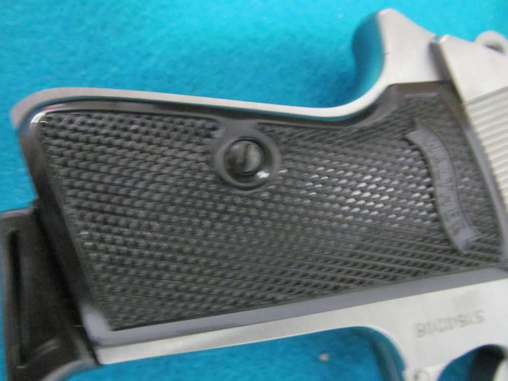 Walther PPK/S .380 like new in box-img-4