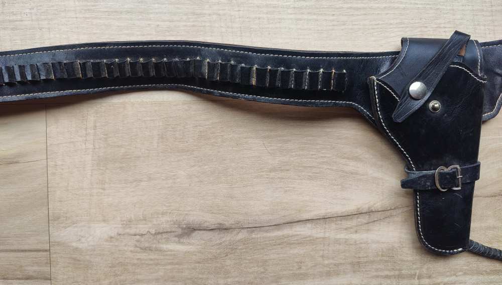 Black Leather Cowboy Style Cartridge Belt and Holster -img-2