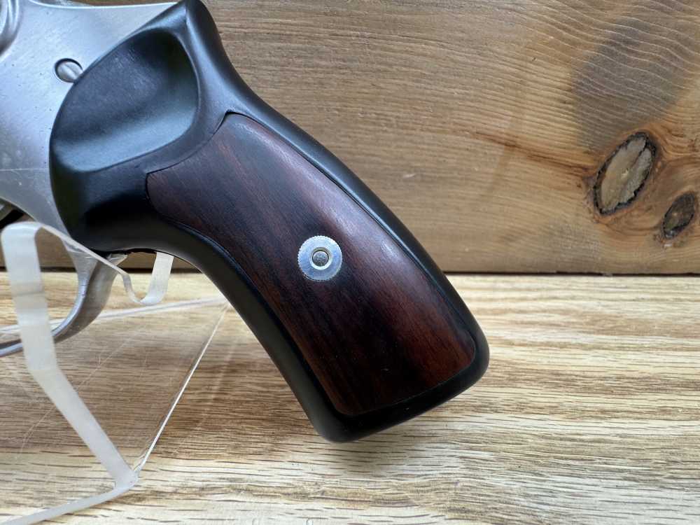 Ruger GP-100 Stainless .357 Mag Revolver (KGP160)-PENNY START! NO RESERVE!-img-3