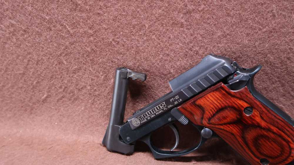 Taurus PT-22 22 LR Semi 2.75" Tip Up BRL 8 Rd Mag Thumb Safety VG Bore-img-8