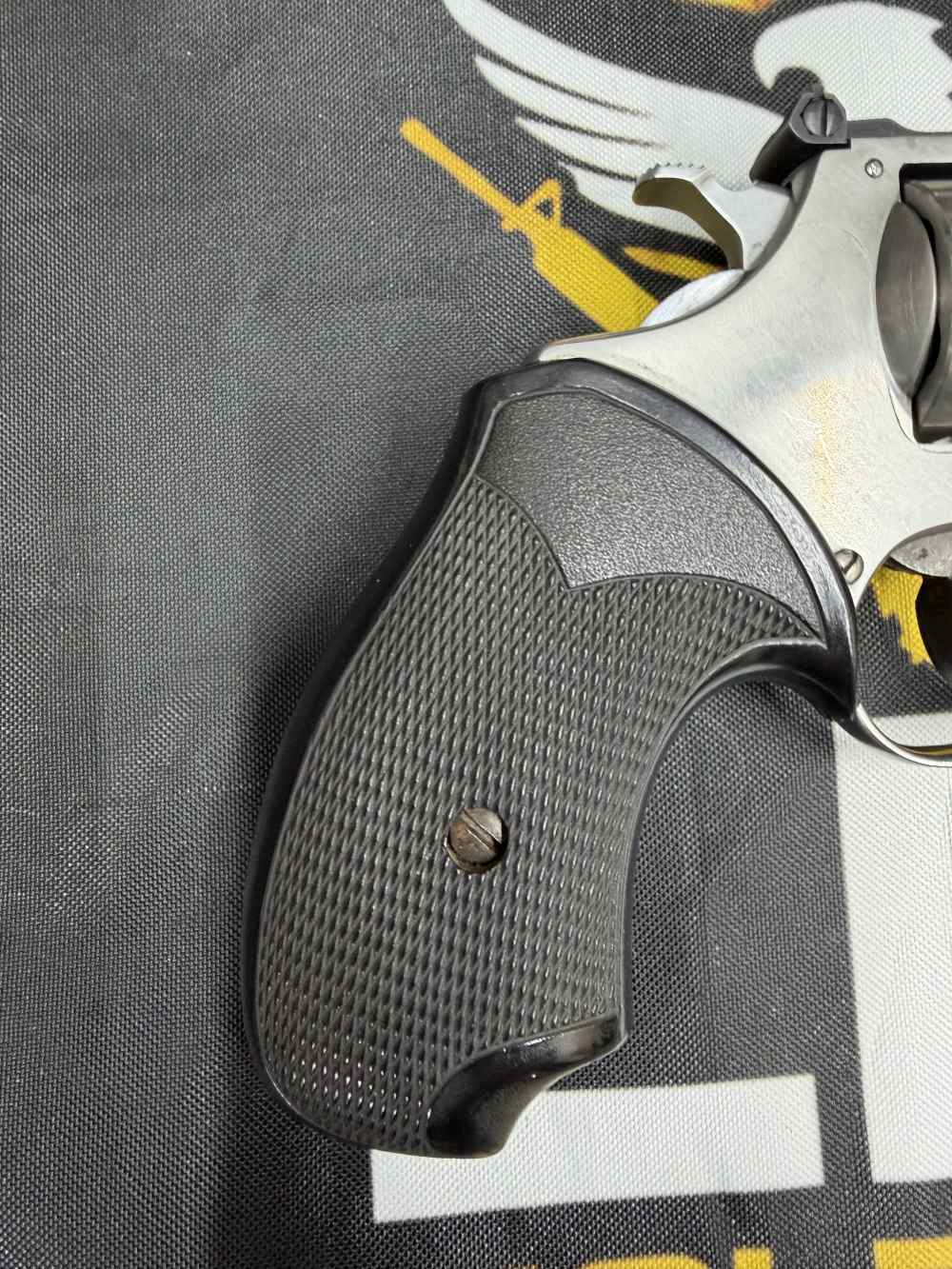 Smith & Wesson-img-4