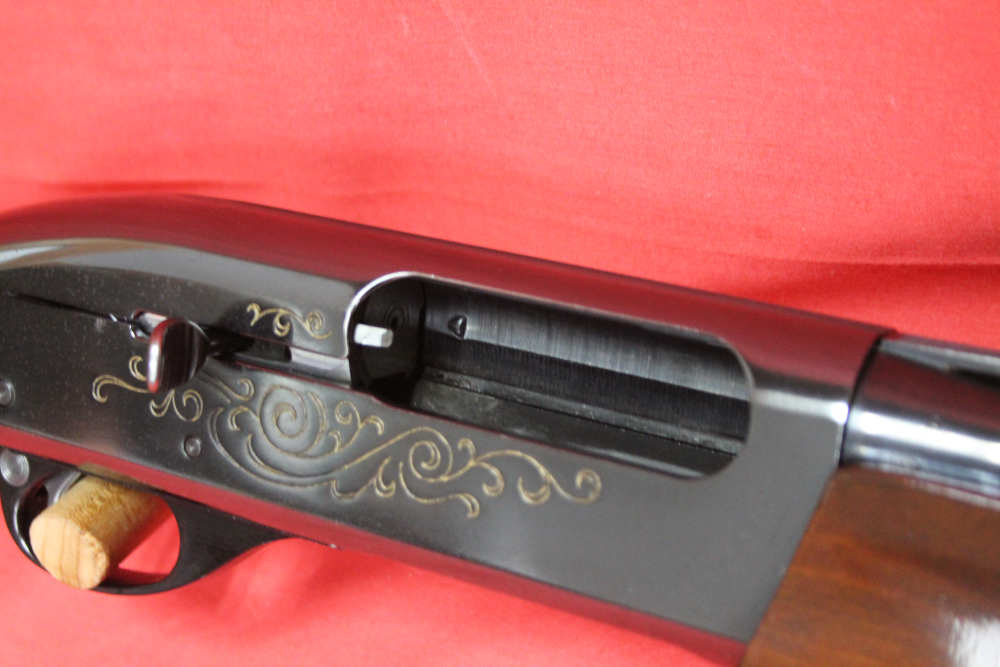 RARE BICENTENNIAL Remington Model 1100 200 years 12 Gauge 28 Inch rem choke-img-8