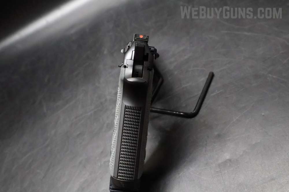 Wilson Combat/ Beretta 92G Centurion Tactical Semi-Automatic Pistol 9mm -img-12