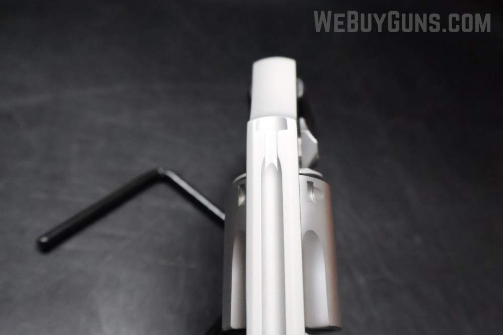 Smith and Wesson 642-2 Airweight Revolver .38 Special +P-img-10