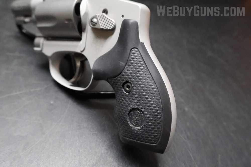 Smith and Wesson 642-2 Airweight Revolver .38 Special +P-img-8