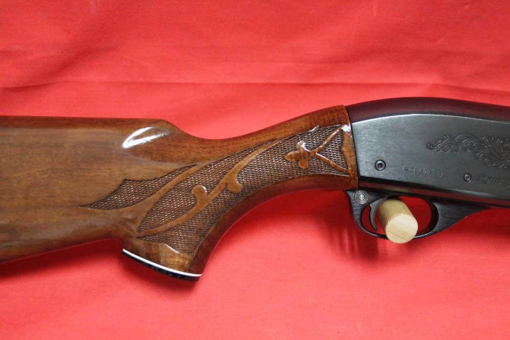 RARE Remington Model 1100 Left Handed 12 Gauge 28 Inch Modified Barrel-img-15