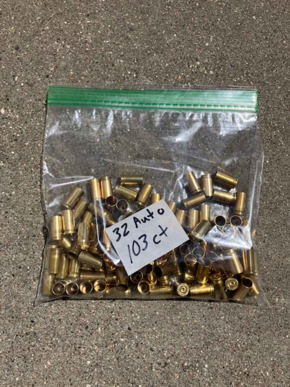32 auto brass - 103 pieces-img-0