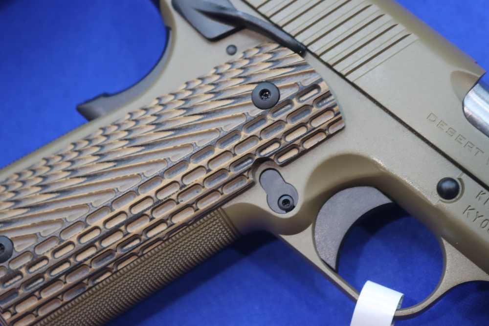 Kimber Model DESERT WARRIOR 1911 Pistol FDE Rail Gun Night Sights NEW 45 SA-img-11