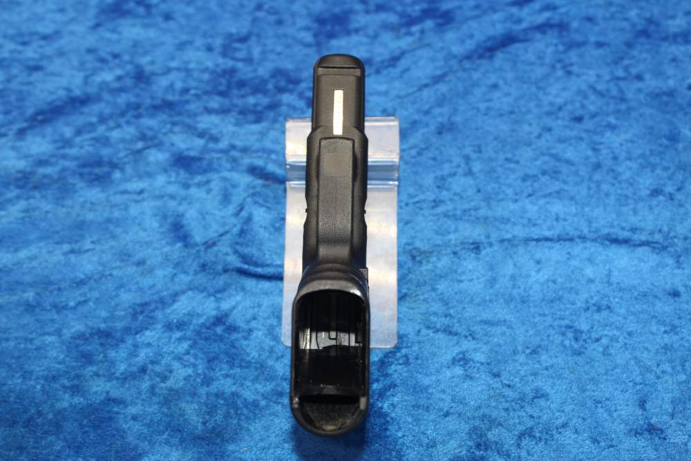Glock 19 Gen 3 9mm Semi-Automatic Pistol 4" Barrel with 2 Magazines, Case-img-22