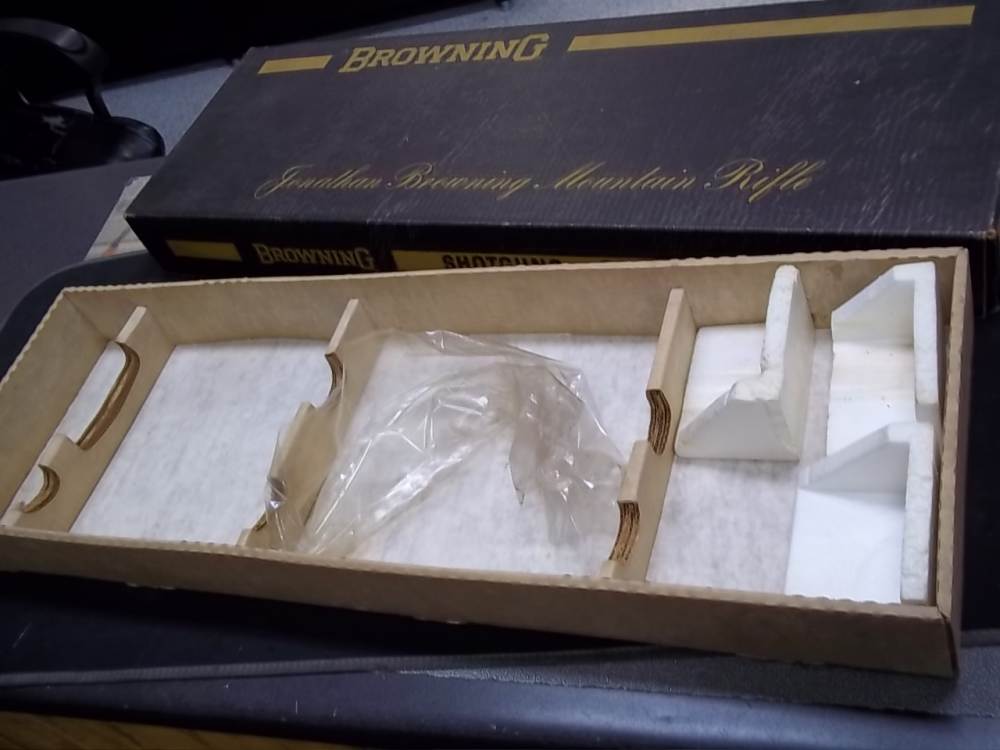 RARE COLLECTABLE BROWNING MOUNTAIN RIFLE BOX ESTATE FIND-img-4