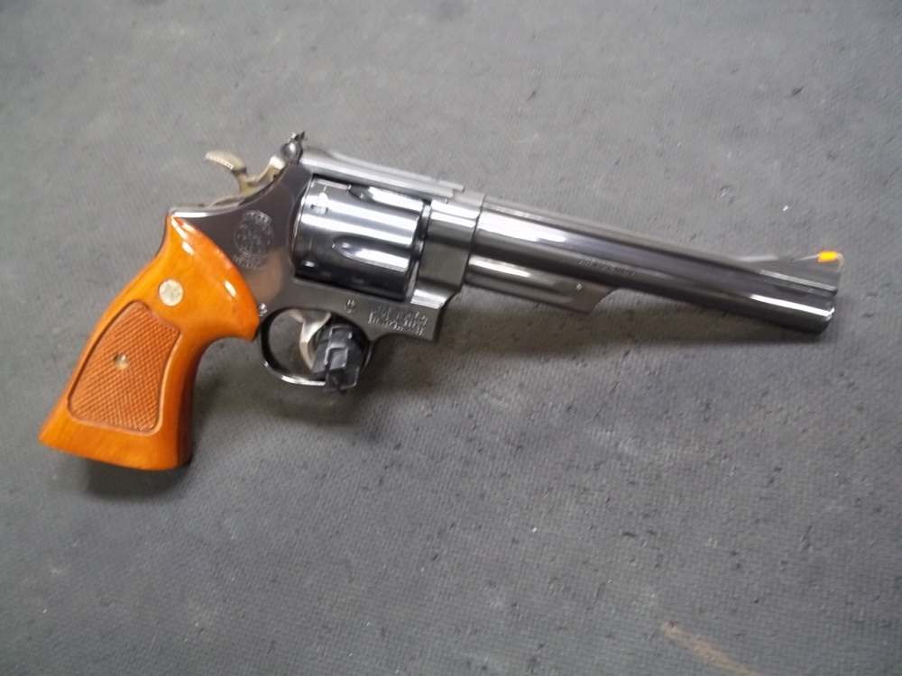 RARE COLLECTABLE SMITH AND WESSON 29-2 44 MAG 6.5 INCH PINNED AND RECESSED-img-0