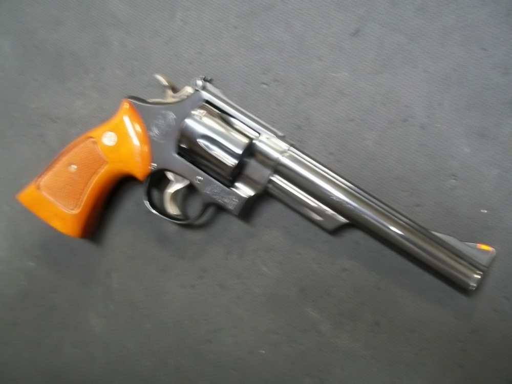 RARE COLLECTABLE SMITH AND WESSON 29-2 44 MAG 6.5 INCH PINNED AND RECESSED-img-2