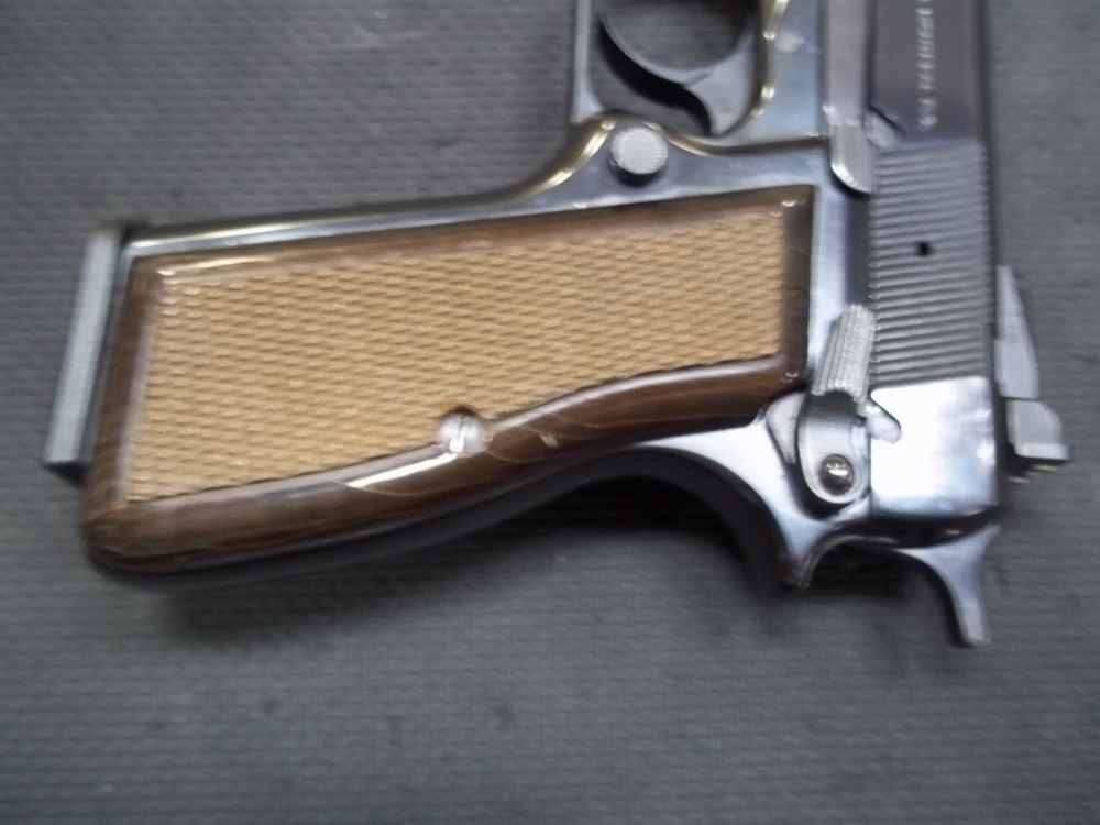 RARE BROWNING BELGUIM BUILT HI POWER 75 YEARS COLLECTABLE W/4-10 ROUND MAGS-img-12