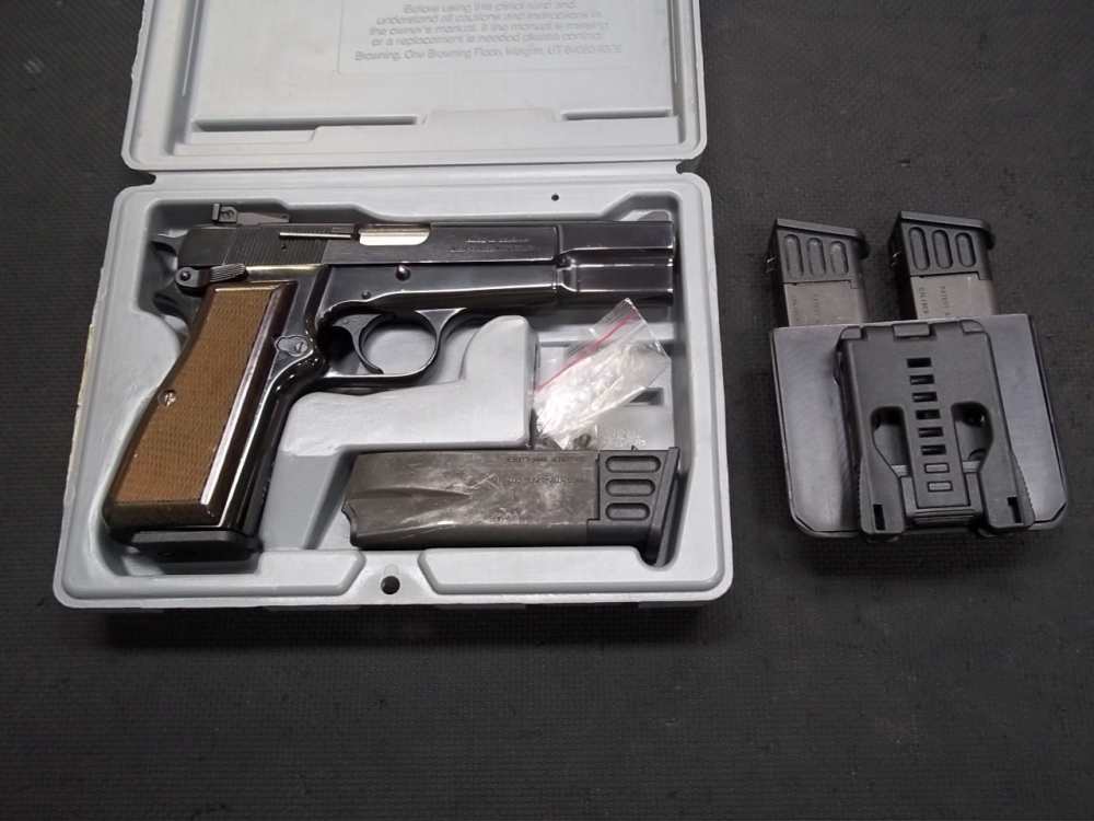 RARE BROWNING BELGUIM BUILT HI POWER 75 YEARS COLLECTABLE W/4-10 ROUND MAGS-img-20