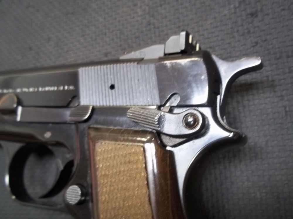 RARE BROWNING BELGUIM BUILT HI POWER 75 YEARS COLLECTABLE W/4-10 ROUND MAGS-img-15