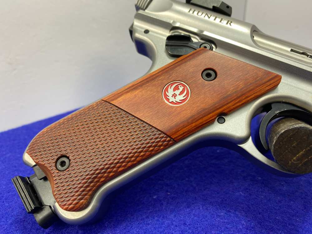 Ruger Mark IV Hunter .22 LR SS 6.75" *REVOLUTIONARY ONE-BUTTON TAKEDOWN*-img-17