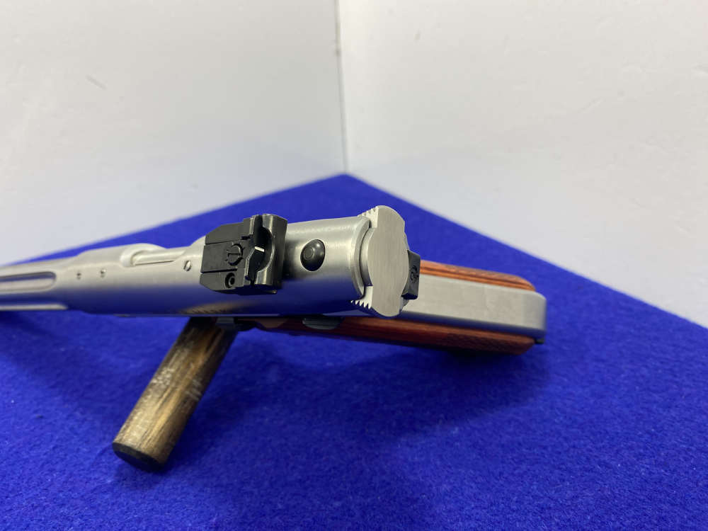 Ruger Mark IV Hunter .22 LR SS 6.75" *REVOLUTIONARY ONE-BUTTON TAKEDOWN*-img-28
