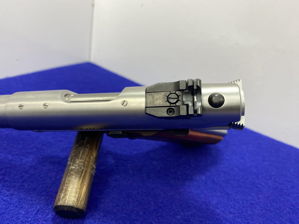 Ruger Mark IV Hunter .22 LR SS 6.75" *REVOLUTIONARY ONE-BUTTON TAKEDOWN*-img-29