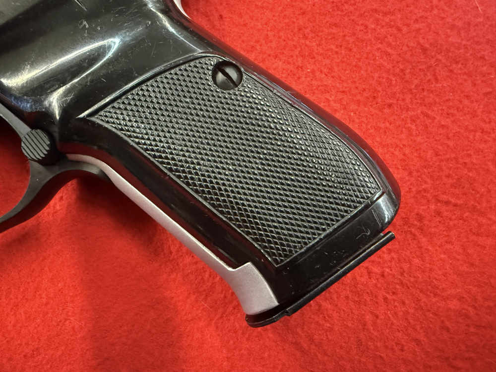 CZ 83 .380ACP CZ83 .380 Nickel Czechoslovakia -img-7