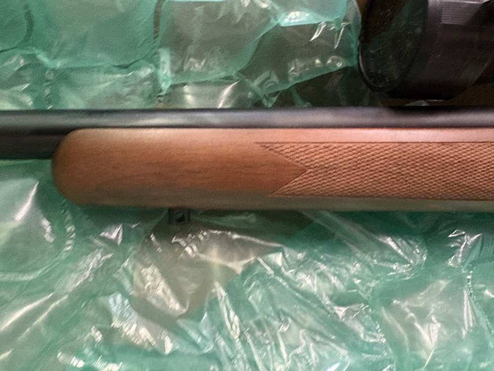 M1100 17 HMR 18" T/C WALNUT HUNTER GAMEPRO PKG-img-9