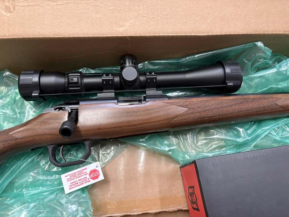 M1100 17 HMR 18" T/C WALNUT HUNTER GAMEPRO PKG-img-7