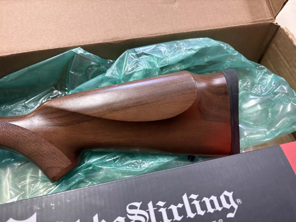 M1100 17 HMR 18" T/C WALNUT HUNTER GAMEPRO PKG-img-10