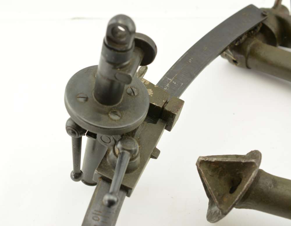Original WW2 BREN Gun Tripod Mount-img-1