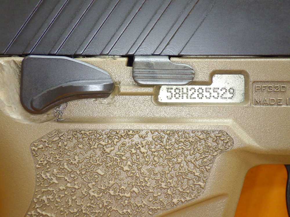 SIG Sauer P320C 9mm 3.9" Bbl Fac. Case Polymer80 Grip Module 2 Mags 10+1-img-9