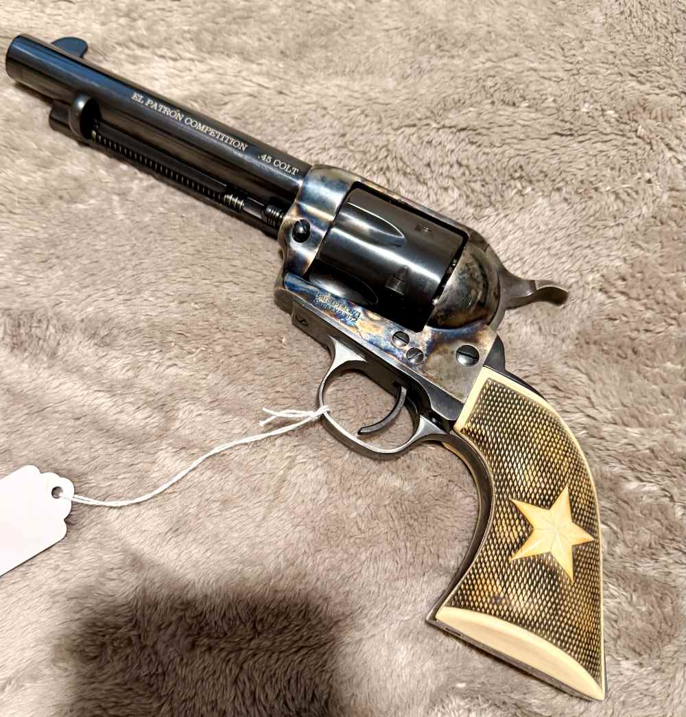 El Patron Competition with Custom grips-img-0