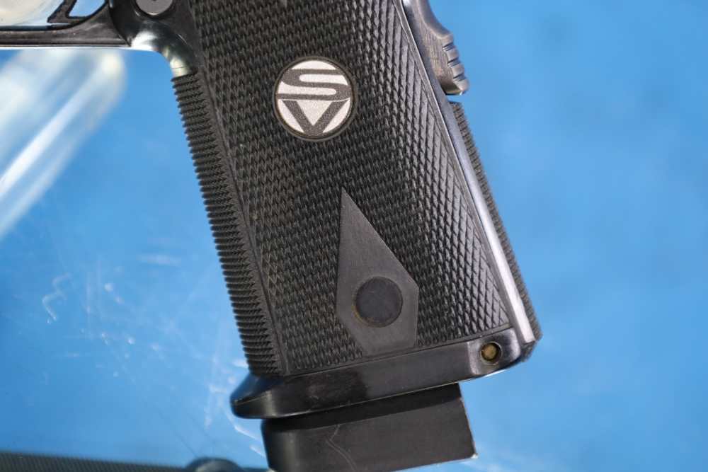 SVI Infinity Open Glass 40 S&W with Aimpoint Comp XD 2011-img-4