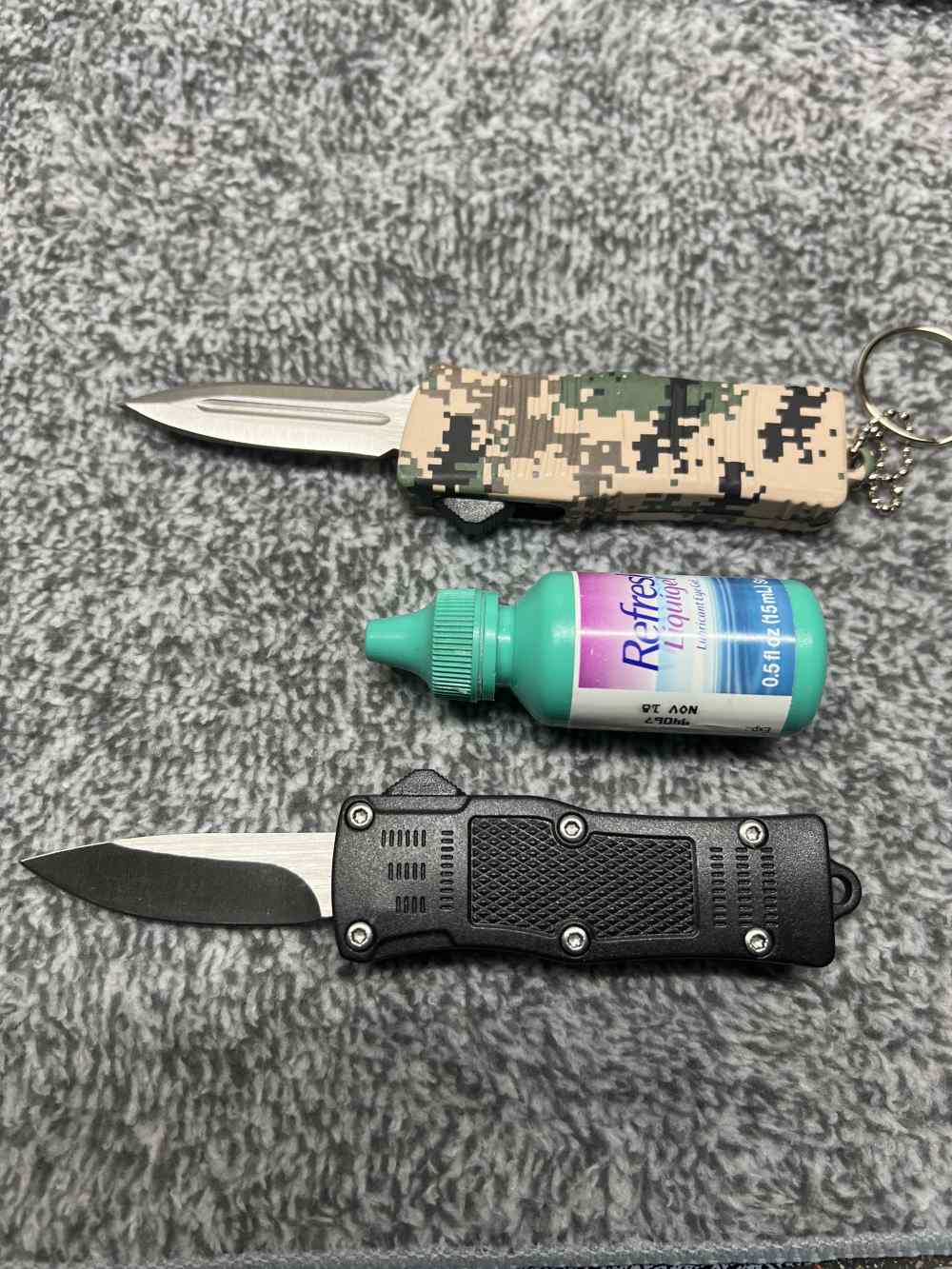 Out the front keychain, Automatic (Both)-img-1
