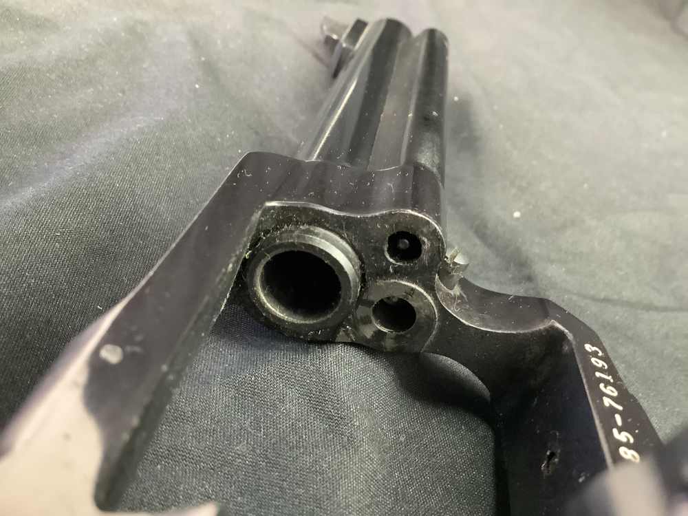 Ruger New Model Super Blackhawk 44 mag-img-26
