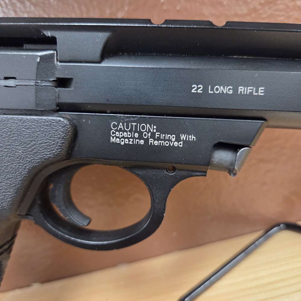 Smith & Wesson Model 22A .22 LR Pistol -img-6