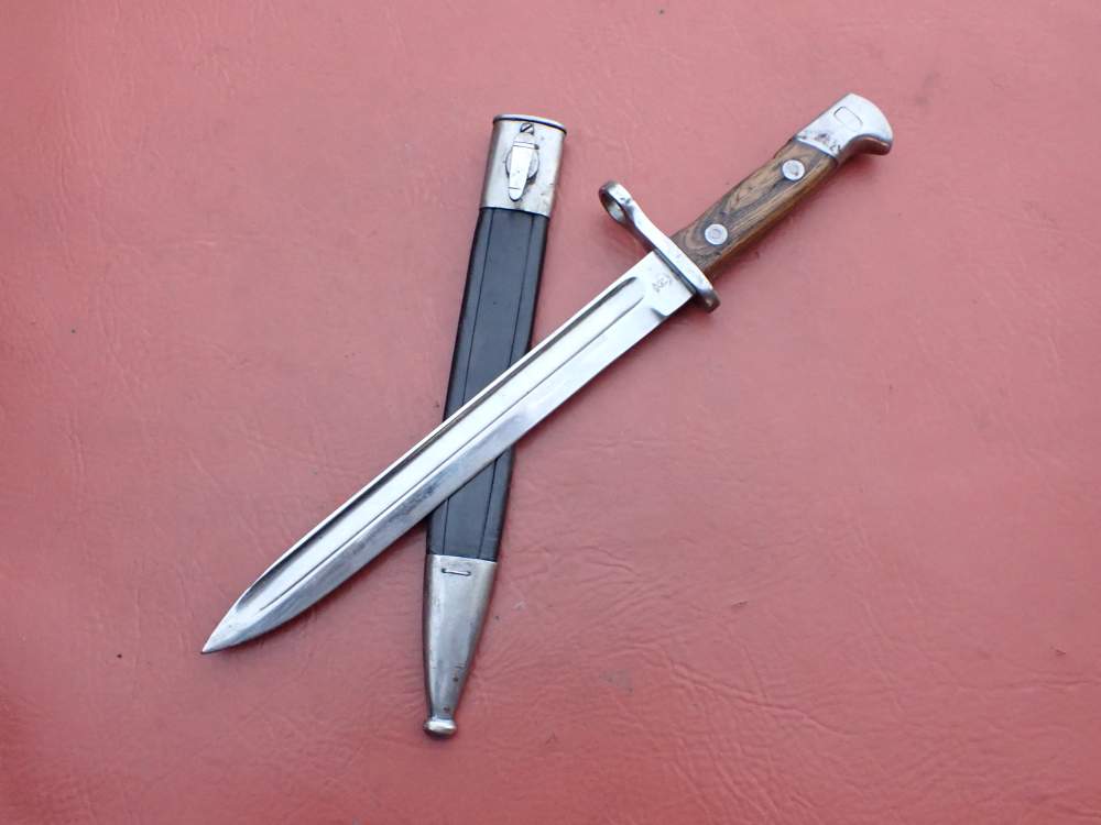 SPANISH MAUSER MODEL 1893 RIFLE BAYONET WITH ORIGINAL SCABBARD (TOLEDO)-img-0